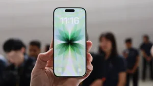 iPhone 17